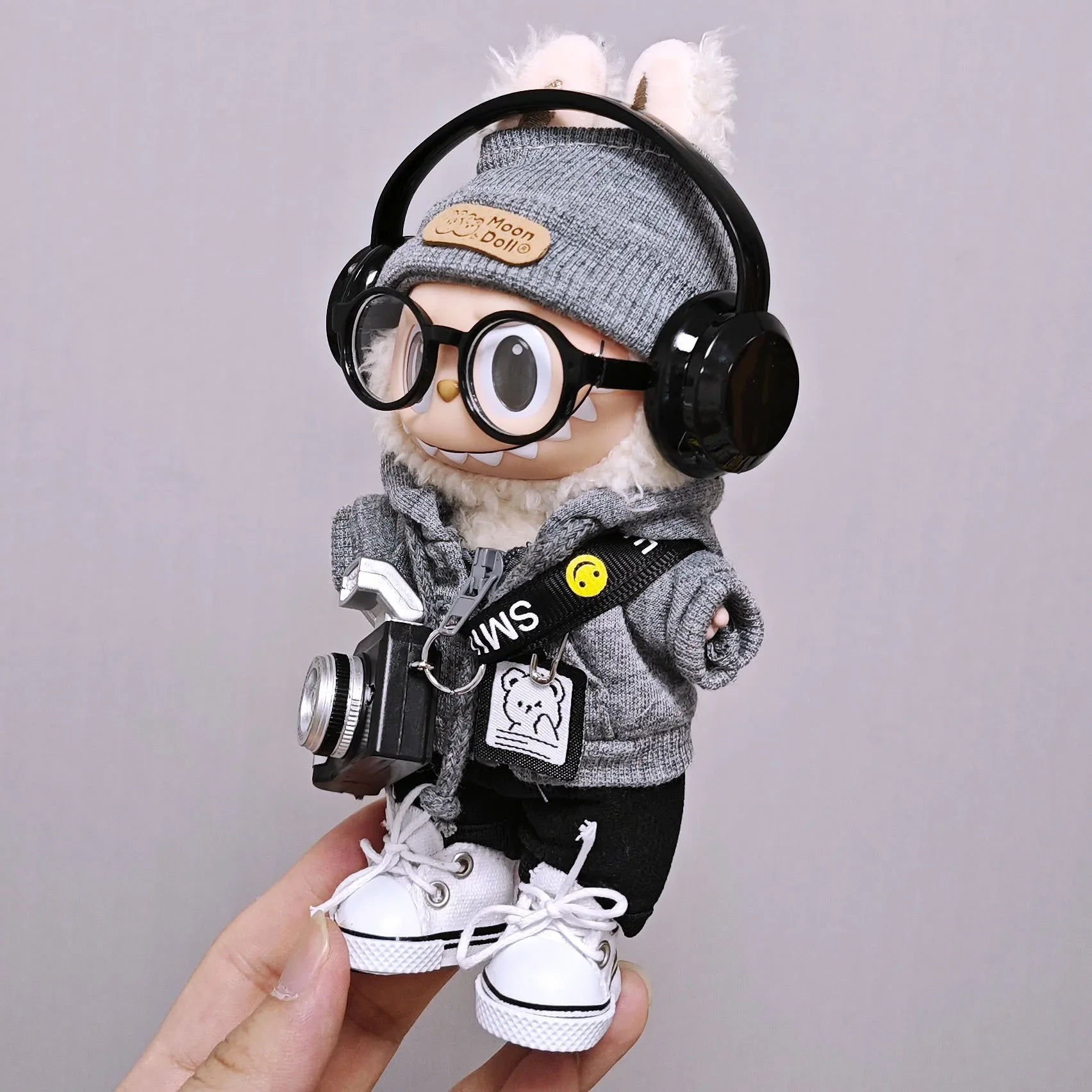 Labubu Doll Clothes Set,Purely Handmade,Street Style,DollClothes,DollAccessories,Sweater,Winter Hat,Earphones,Camera,HighQuality